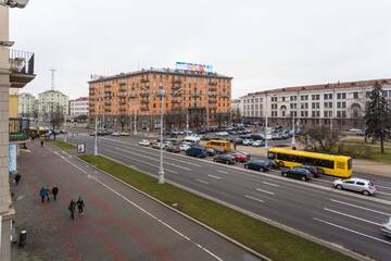 Апартаменты в Апартаментах ElenBach 7 проспект Независимости 48